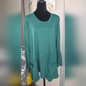 (I15/22P) LOGO by Lori Goldstein Green Long Sleeve Tunic